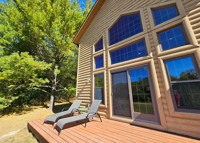 Chanticleer Cabins